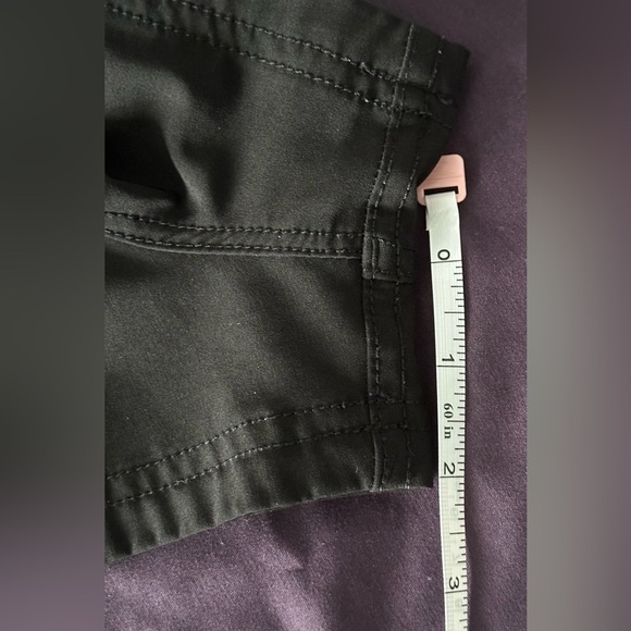 Roxy: Women's Board Shorts 🌟Like New🌟 - Picture 8 of 9